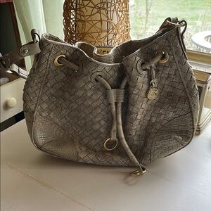 Elegant Woven Leather Bag